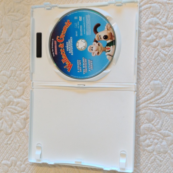 Wallace & Gromit In Three Amazing Adventures DVD movie Disk 2005, Used - Picture 5 of 7
